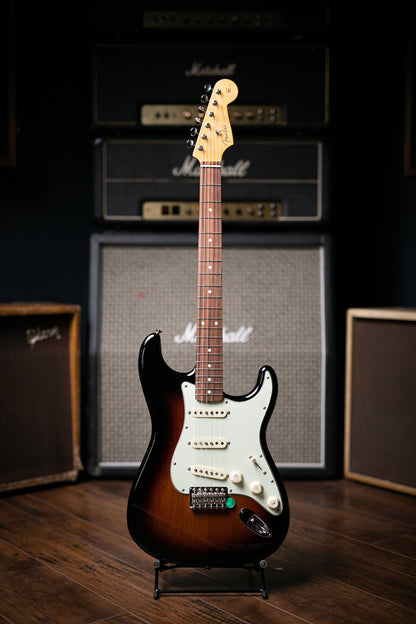 Fender Vintera '60s Stratocaster Electric Guitar - 3-Tone Sunburst - Walt Grace Vintage