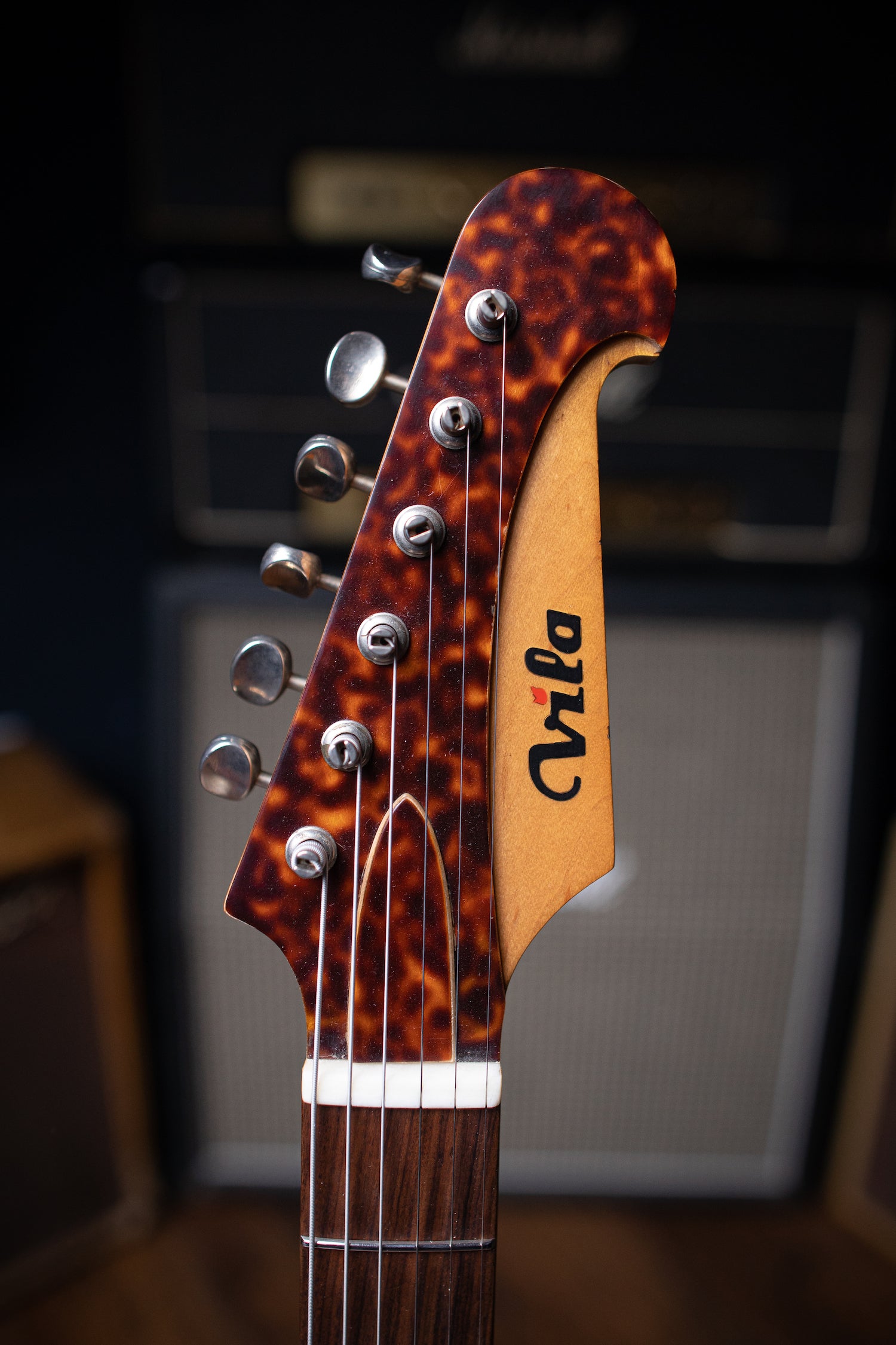 Vila Austral Electric Guitar - Blonde - Walt Grace Vintage