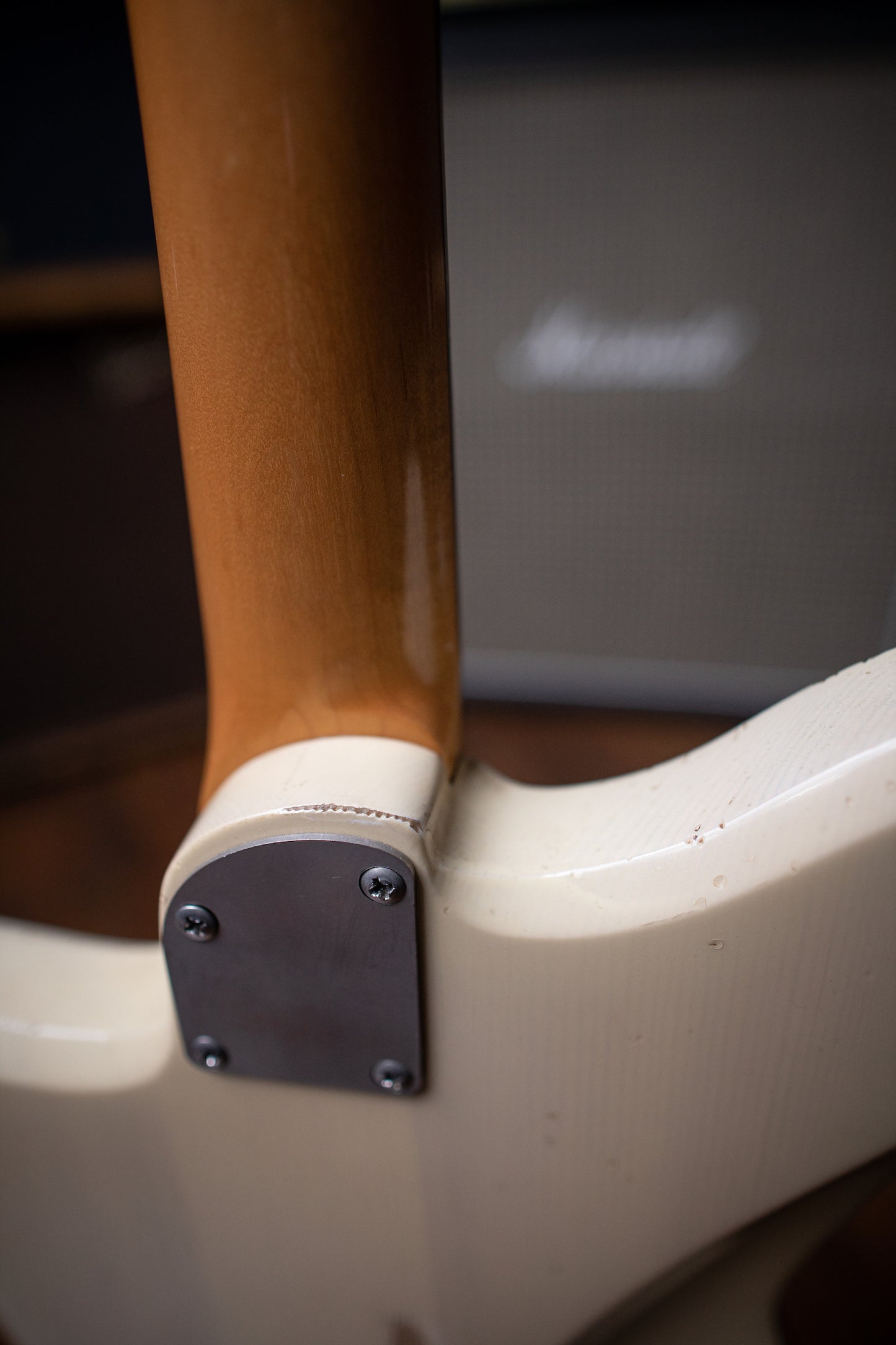 Vila Austral Electric Guitar - Blonde - Walt Grace Vintage