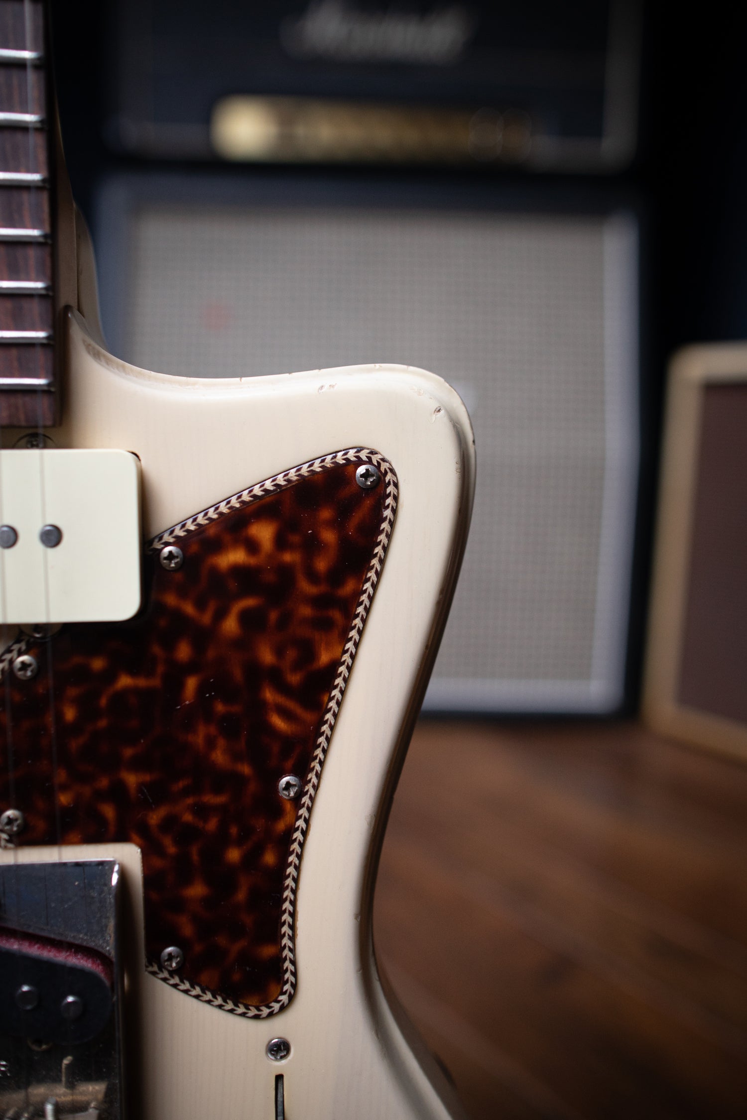 Vila Austral Electric Guitar - Blonde - Walt Grace Vintage