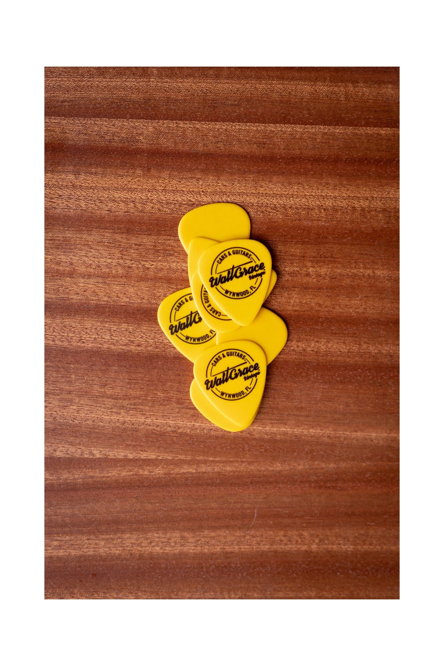 Walt Grace Vintage Celluloid Pick Pack .96mm - Yellow