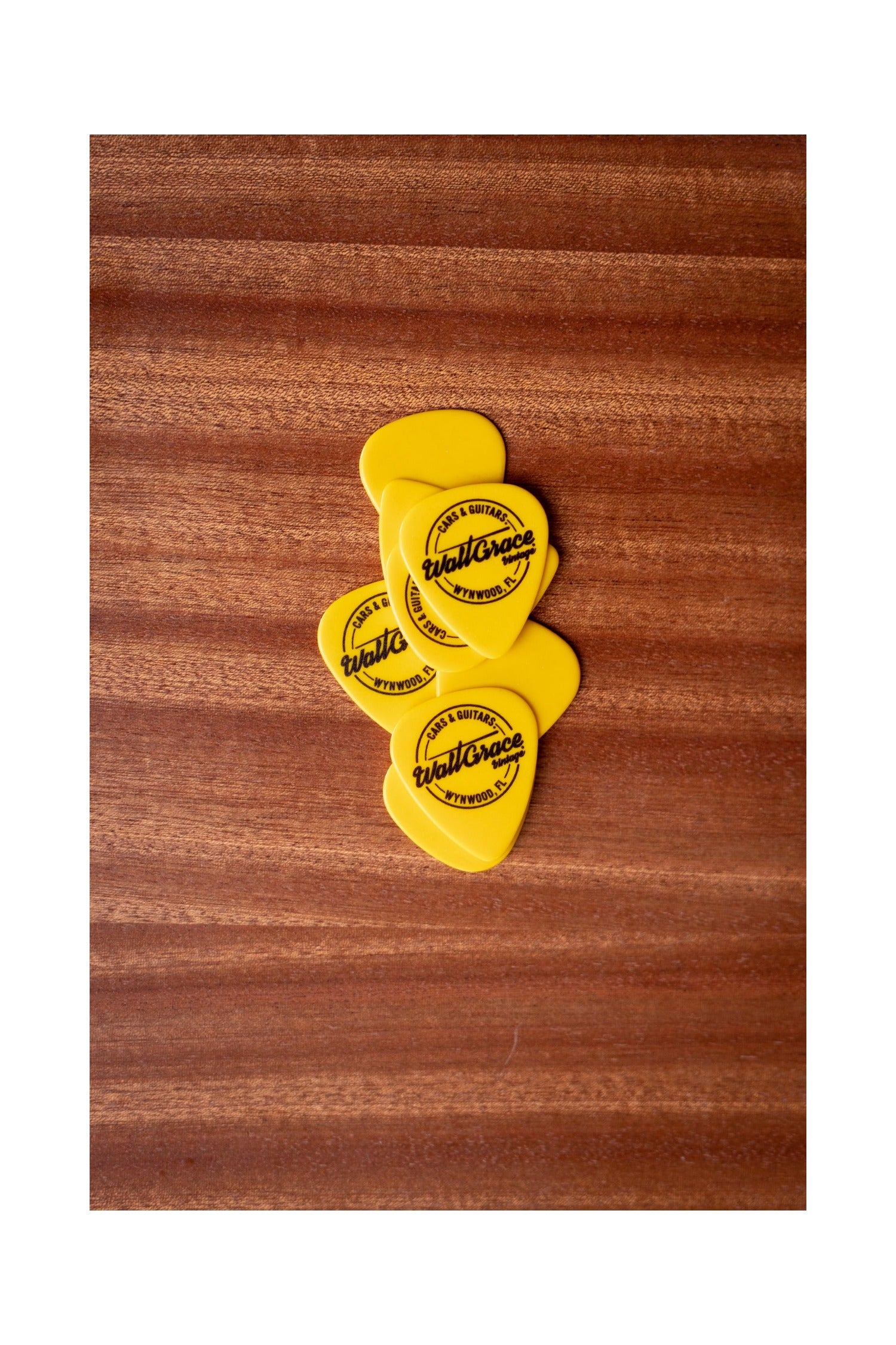 Walt Grace Vintage Celluloid Pick Pack .96mm - Yellow