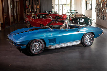 1967 Chevrolet Corvette Stingray Convertible 427/390 HP - Walt Grace Vintage