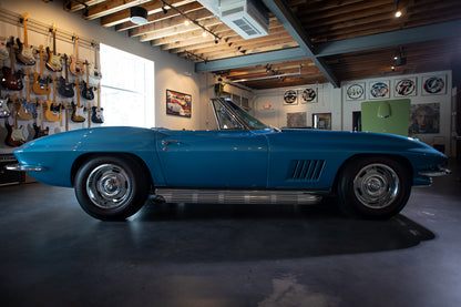 1967 Chevrolet Corvette Stingray Convertible 427/390 HP - Walt Grace Vintage