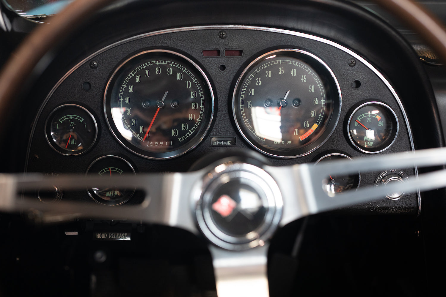 1967 Chevrolet Corvette Stingray Convertible 427/390 HP - Walt Grace Vintage