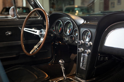 1967 Chevrolet Corvette Stingray Convertible 427/390 HP - Walt Grace Vintage