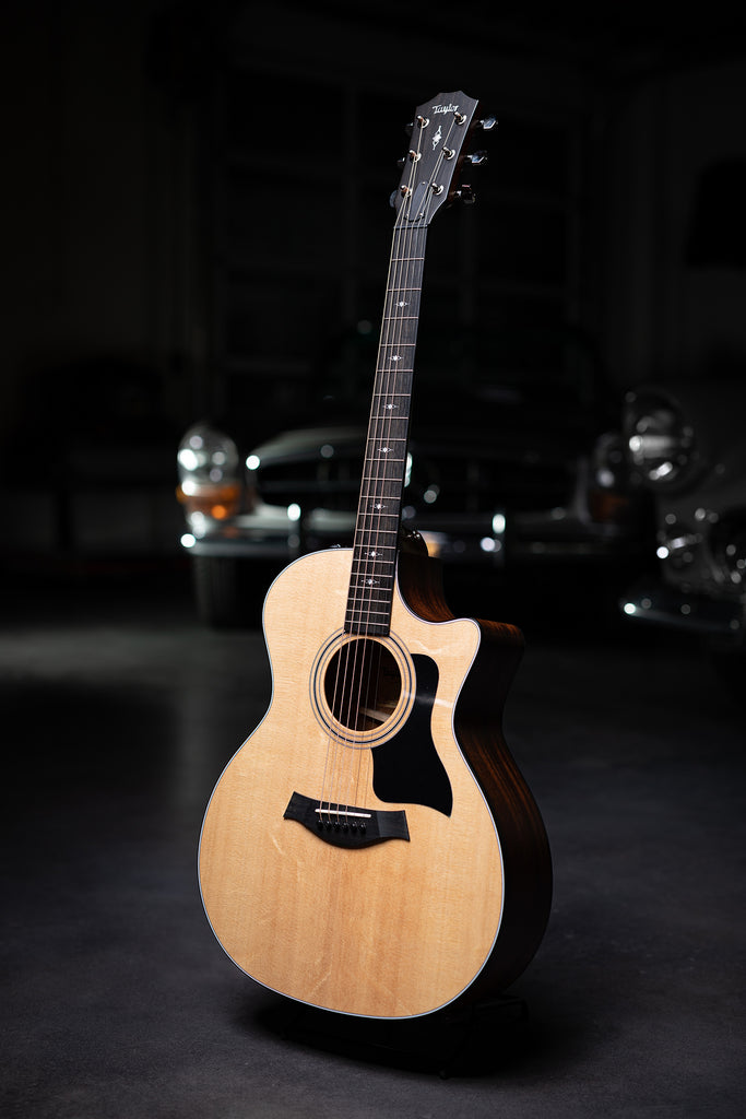 Taylor 314ce Sapele Back & Sides with V-Class Bracing Acoustic-Electric Guitar - Natural