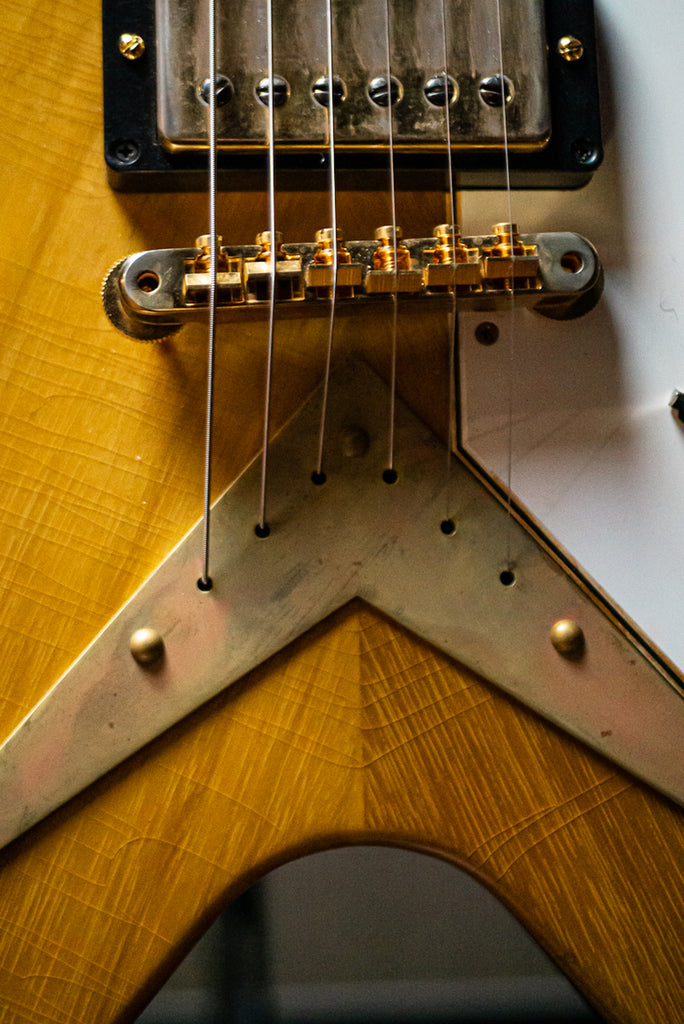 Gibson 58 Korina Flying V Brazilian Rosewood Fingerboard Murphy Lab Light Aged GH Electric Guitar - Natural