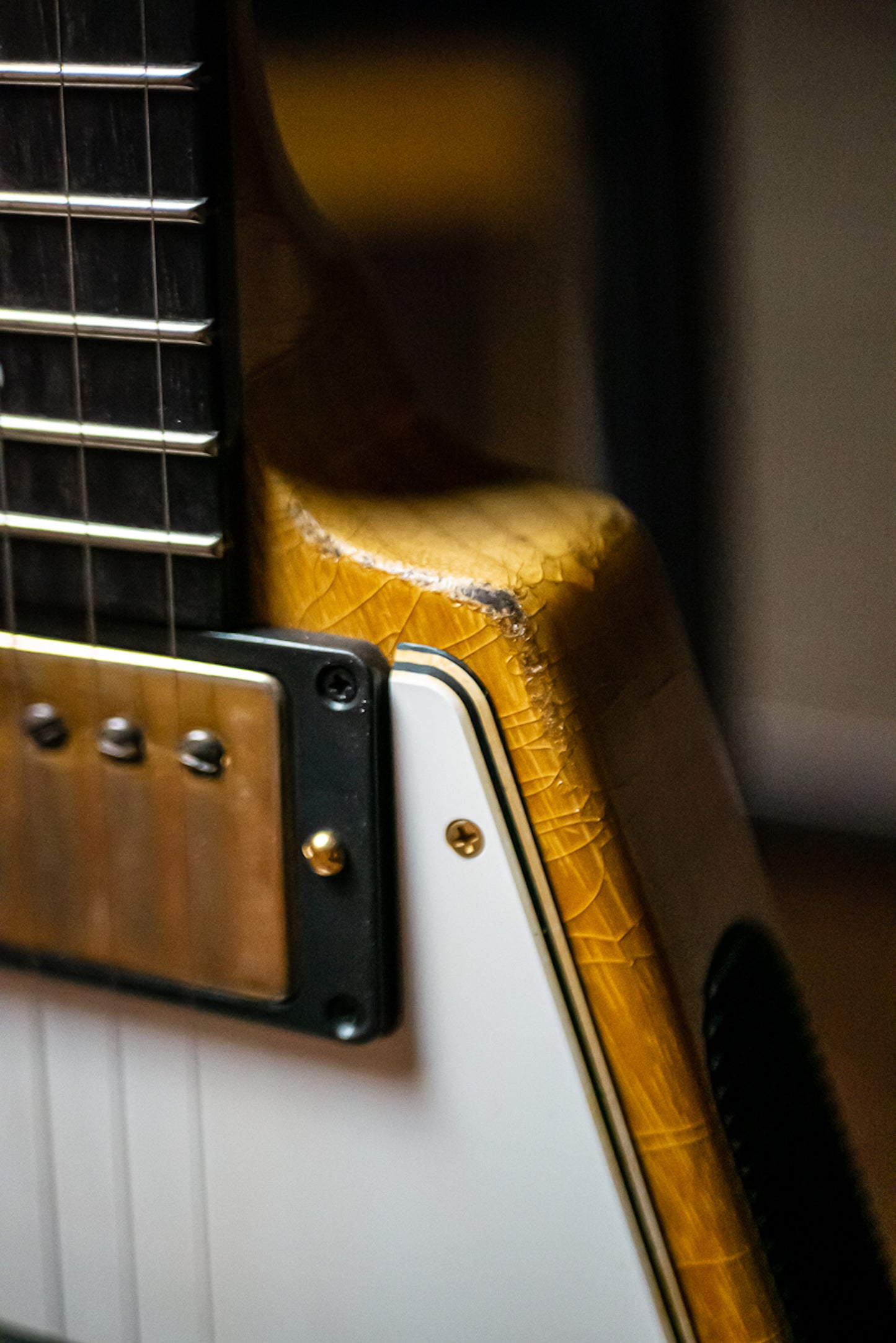 Gibson 58 Korina Flying V Brazilian Rosewood Fingerboard Murphy Lab Light Aged GH Electric Guitar - Natural