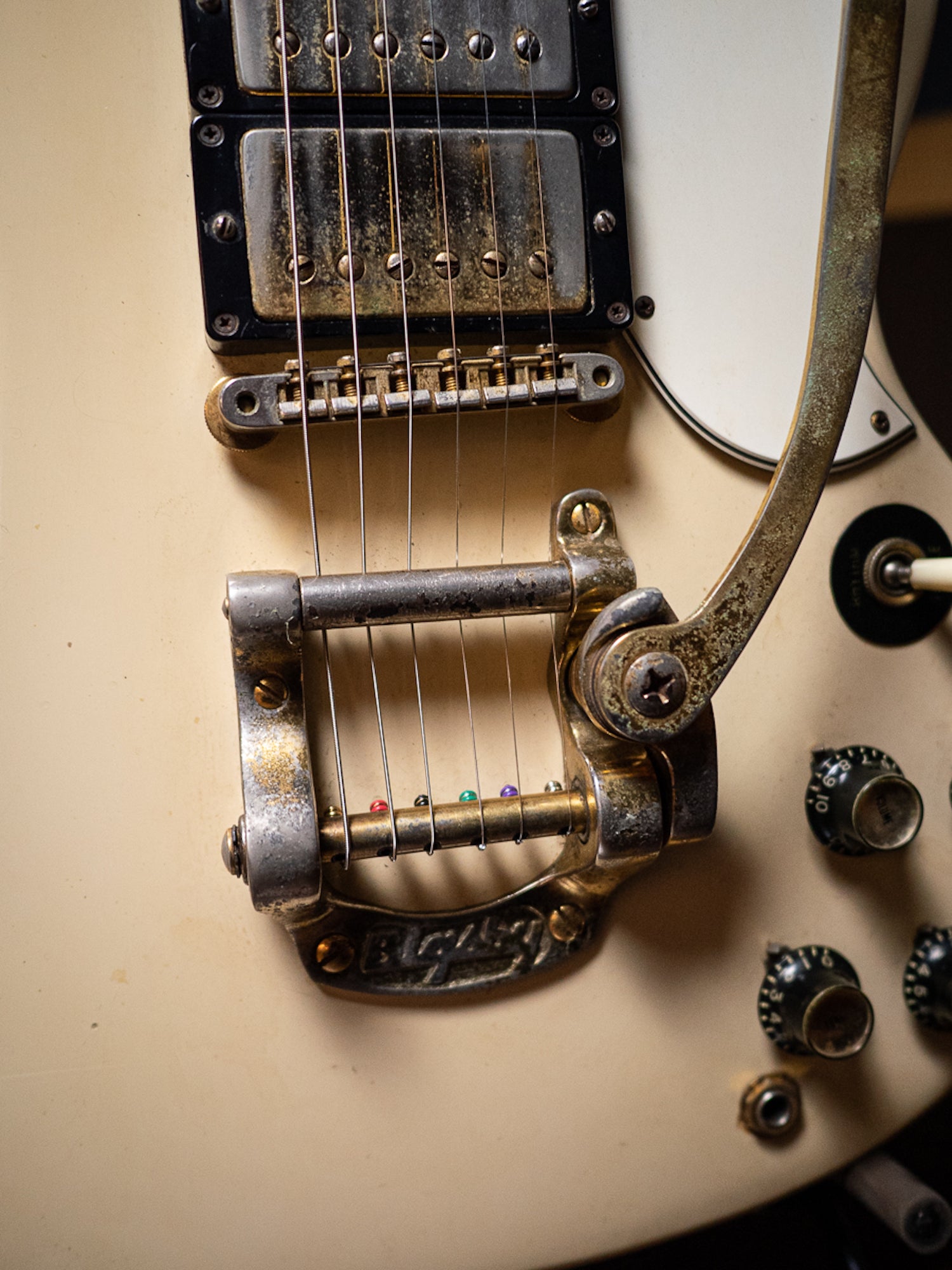 1965 Gibson SG Custom W/ Bigsby Electric Guitar - White
