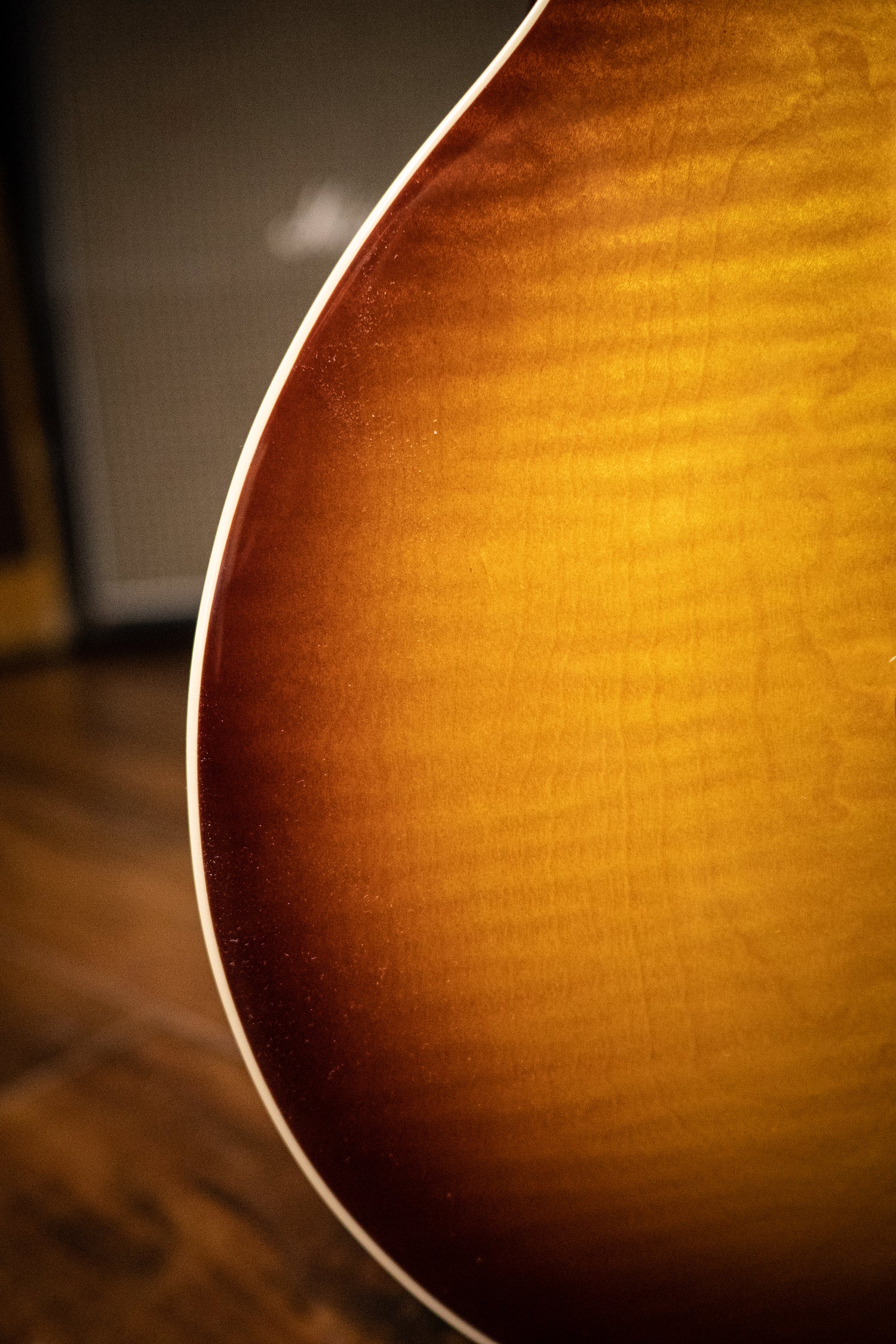Gibson Les Paul Standard ‘60s Figured Top Electric Guitar - Iced Tea