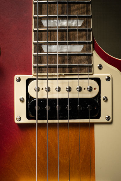 Epiphone Les Paul Classic Worn Electric Guitar - Worn Heritage Cherry Sunburst