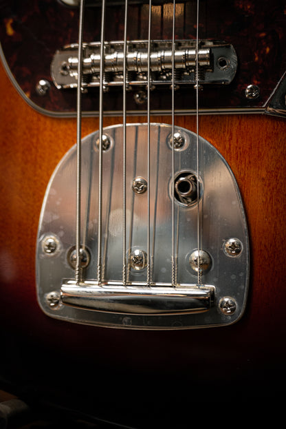 Squier Classic Vibe Bass VI - 3 Color Sunburst