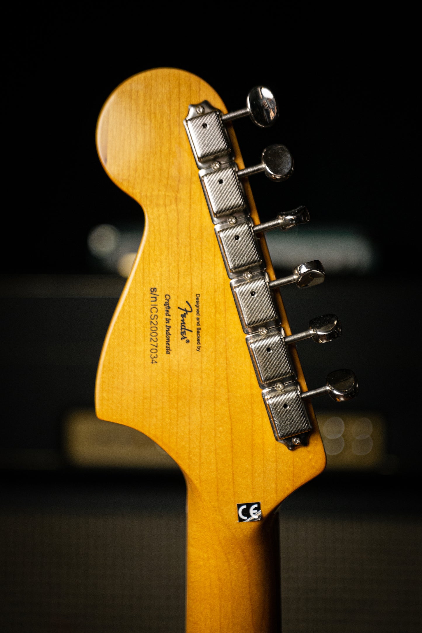 Squier Classic Vibe Bass VI - 3 Color Sunburst