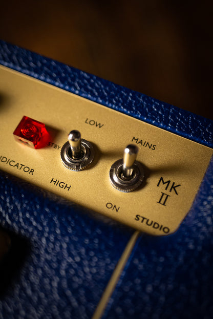 Marshall SV20C Studio Vintage 20/5 Watt 1x10" Combo Amp - NAMM Limited Navy Blue
