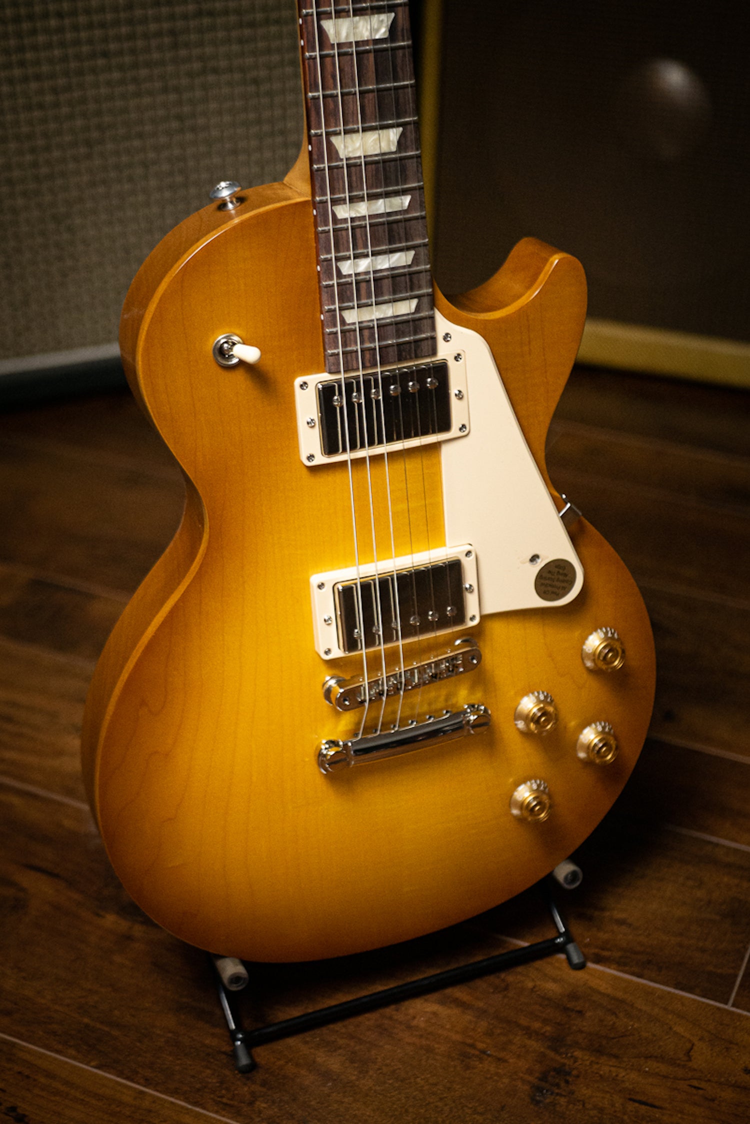 Gibson Les Paul Tribute Electric Guitar - Satin Honeyburst