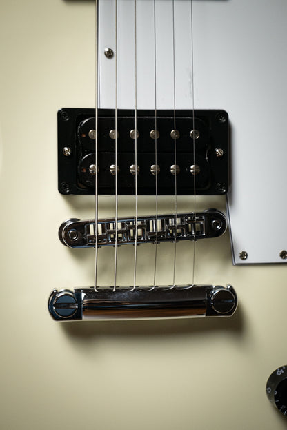 Gibson '70s Explorer Electric Guitar - Classic White