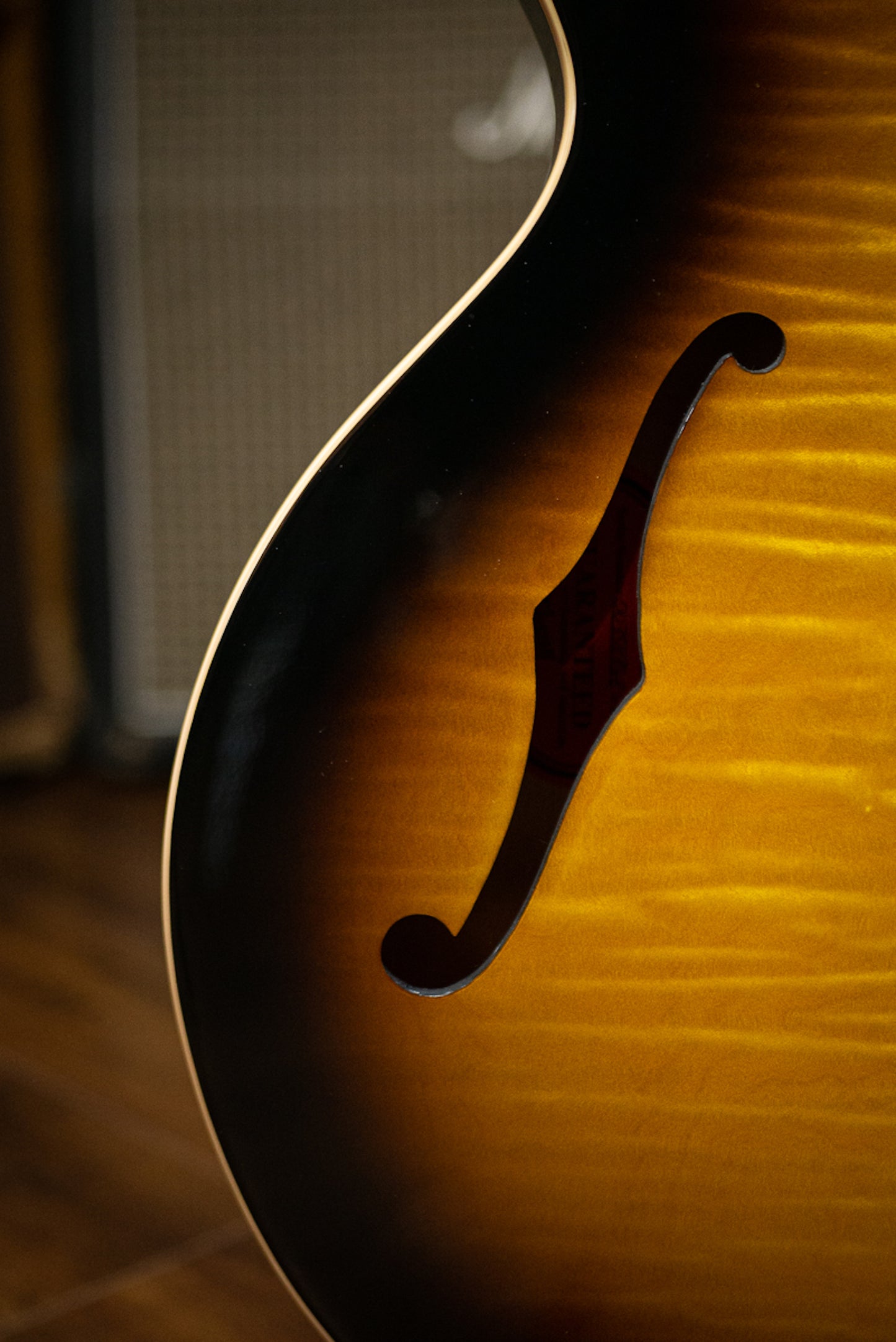 2008 Gibson ES-335 Dot Electric Guitar - Vintage Sunburst