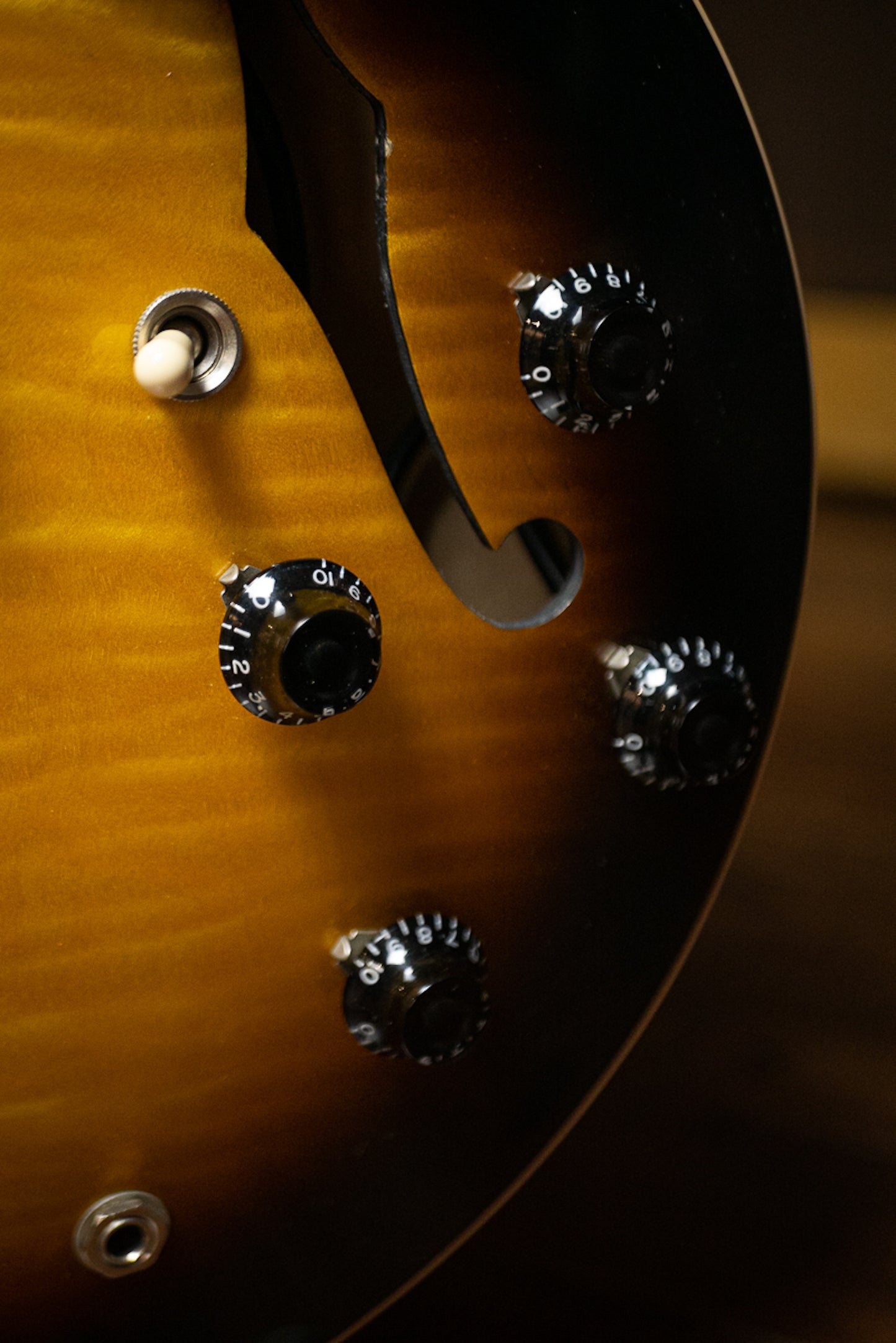 2008 Gibson ES-335 Dot Electric Guitar - Vintage Sunburst