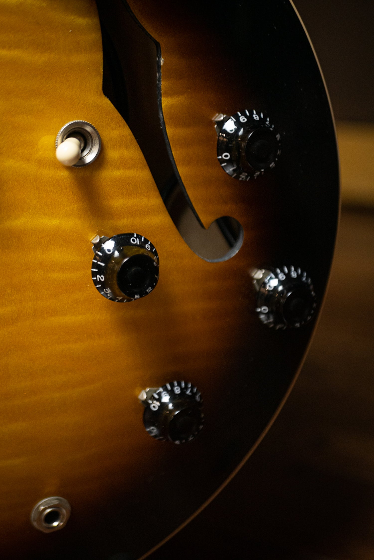 2008 Gibson ES-335 Dot Electric Guitar - Vintage Sunburst