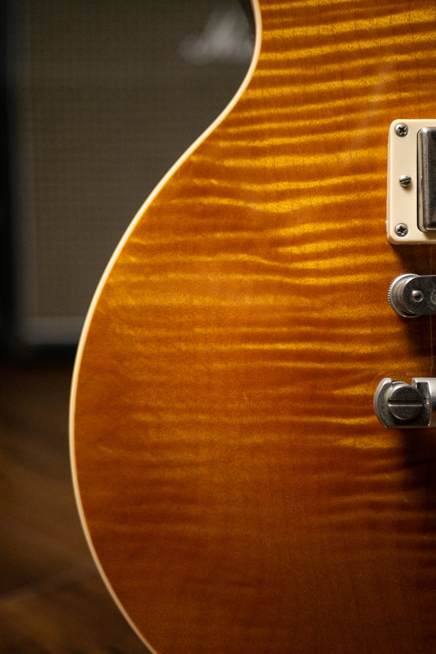 2004 Gibson Les Paul Standard Limited Edition Electric Guitar - Trans Amber