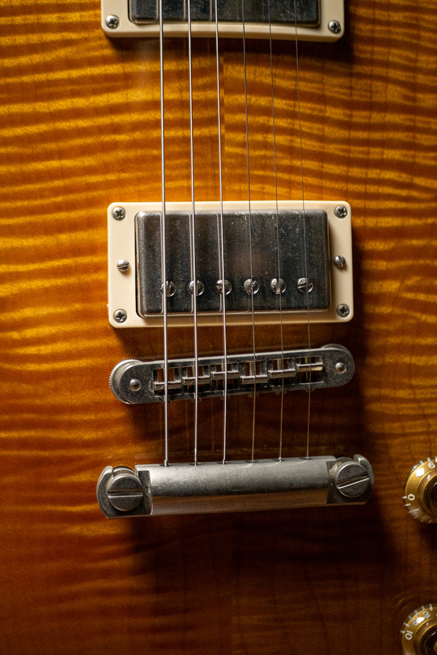 2004 Gibson Les Paul Standard Limited Edition Electric Guitar - Trans Amber