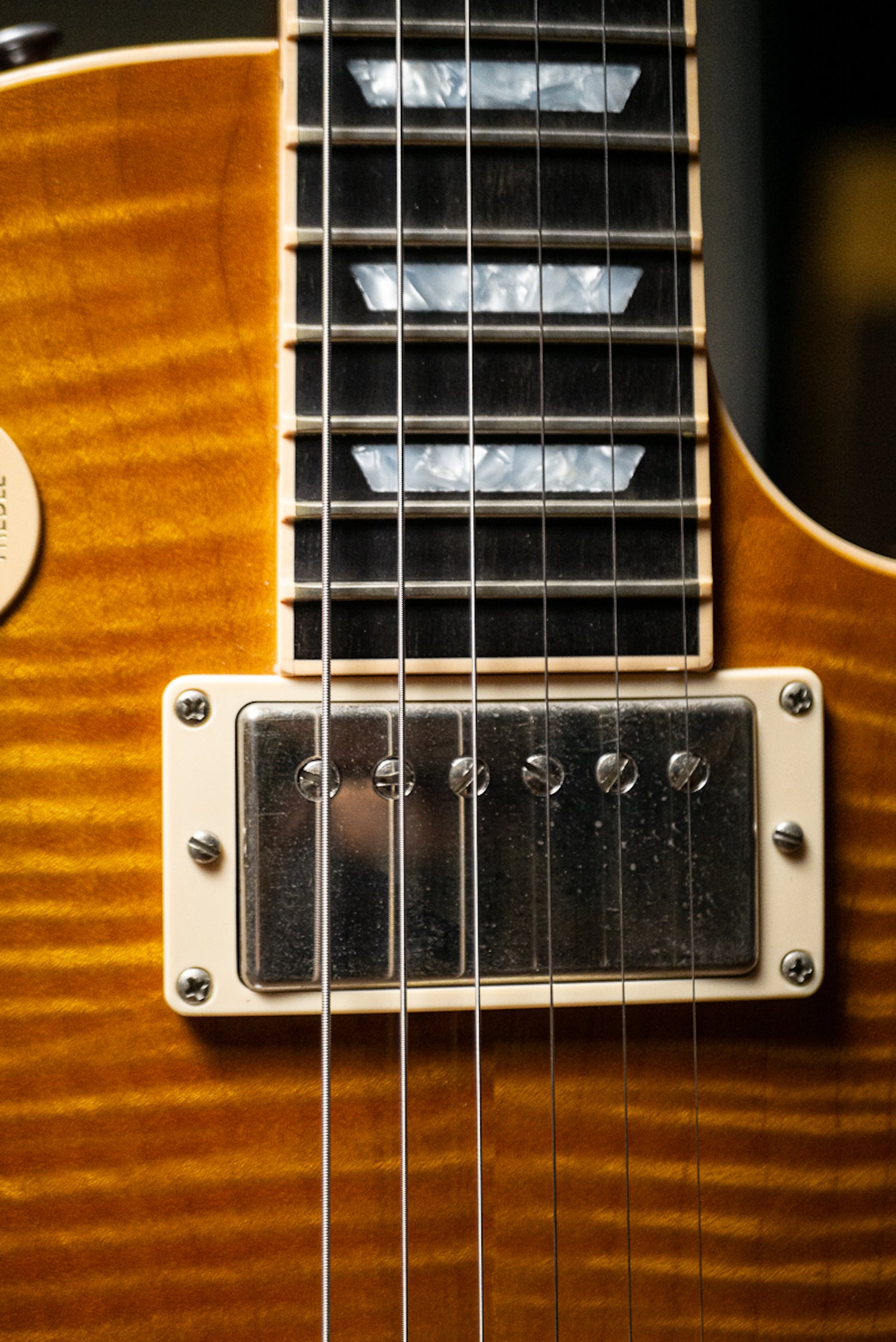 2004 Gibson Les Paul Standard Limited Edition Electric Guitar - Trans Amber