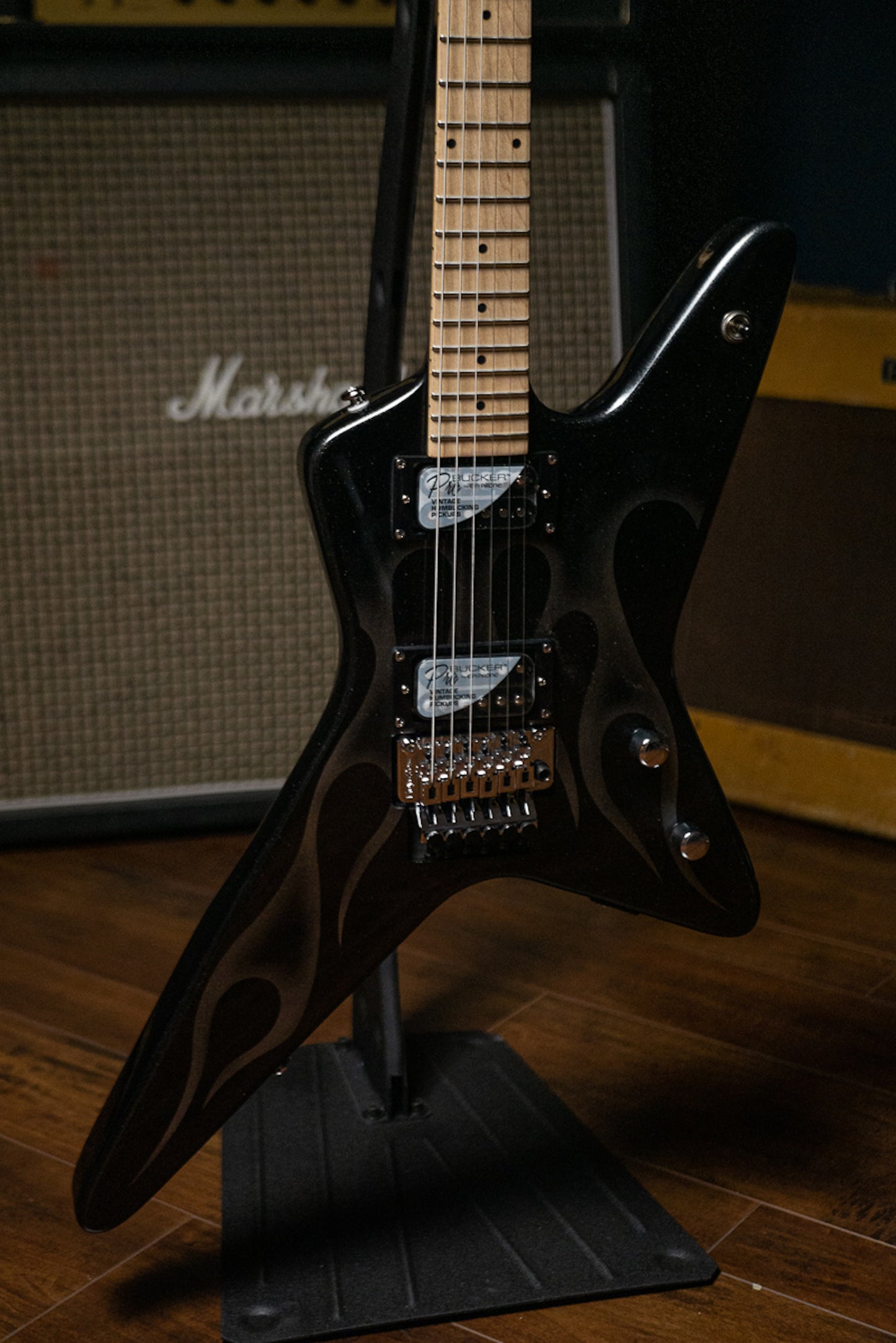 Kramer Tracii Guns Gunstar Voyager Electric Guitar - Black Metallic