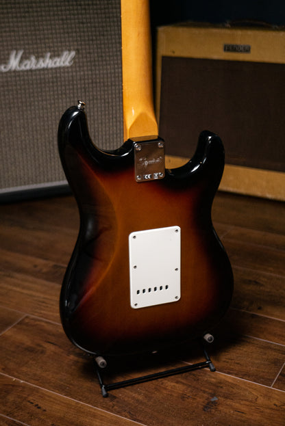 Squier Classic Vibe '60s Stratocaster Left Handed Electric Guitar - 3-Tone Sunburst