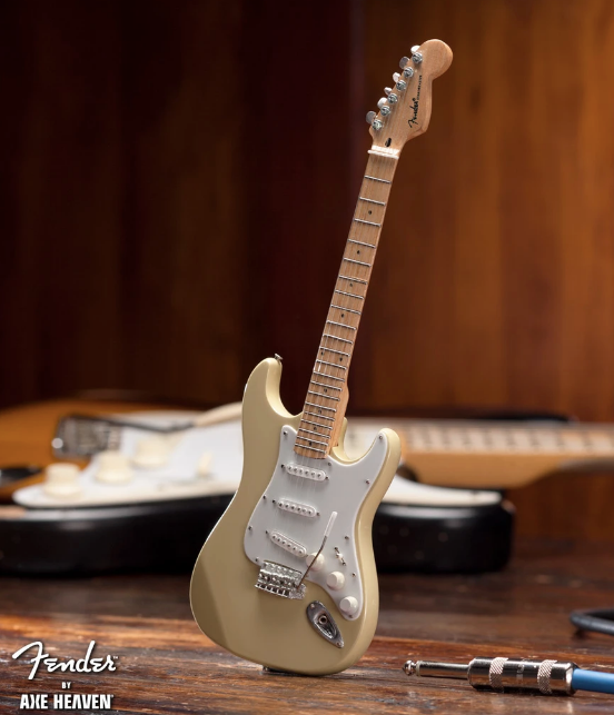 Cream Fender™ Strat™ Mini Guitar - Walt Grace Vintage