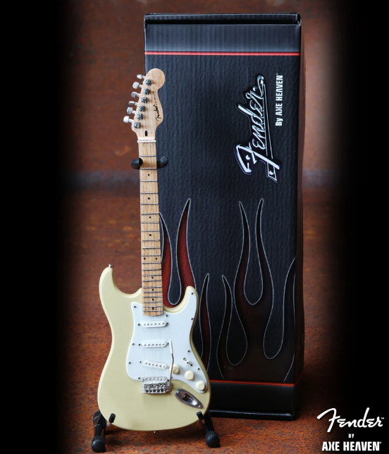 Cream Fender™ Strat™ Mini Guitar - Walt Grace Vintage