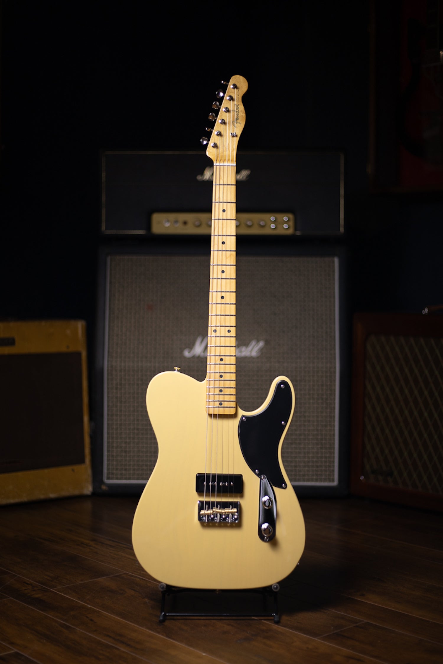 Fender Noventa Telecaster Electric Guitar - Vintage Blonde