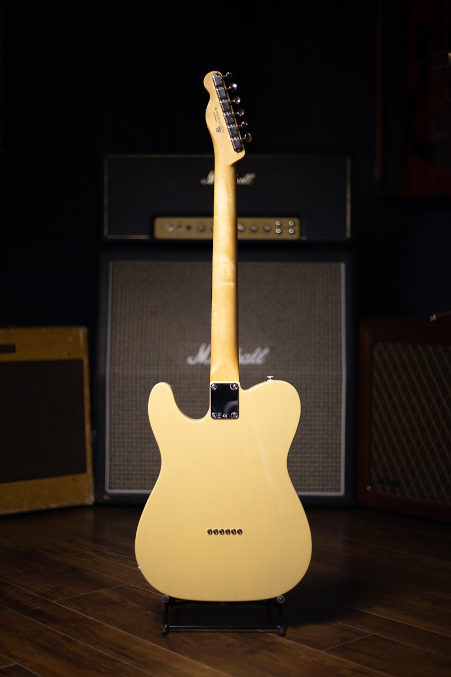 Fender Noventa Telecaster Electric Guitar - Vintage Blonde