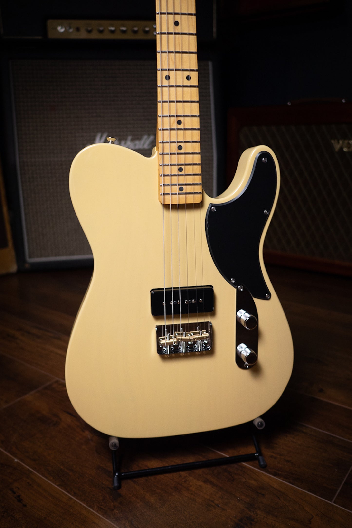 Fender Noventa Telecaster Electric Guitar - Vintage Blonde